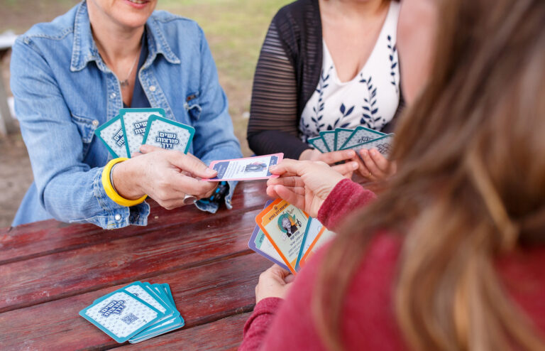 משחק בקלפי נשים פורצות דרך